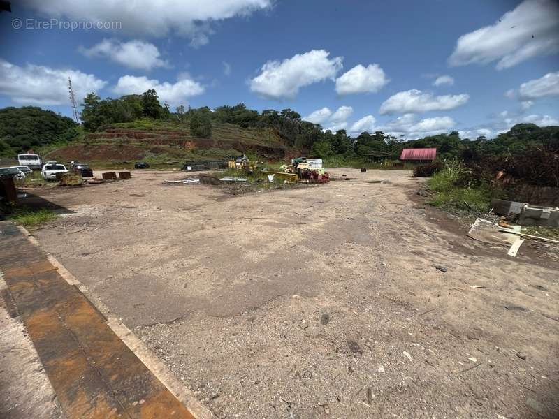 Terrain à KOUROU