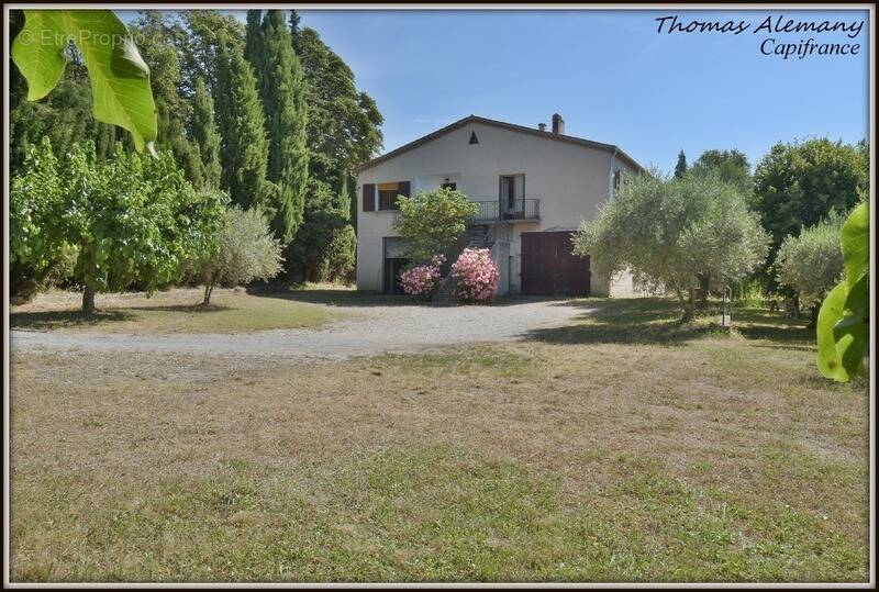 Maison à SAINT-ETIENNE-LES-ORGUES