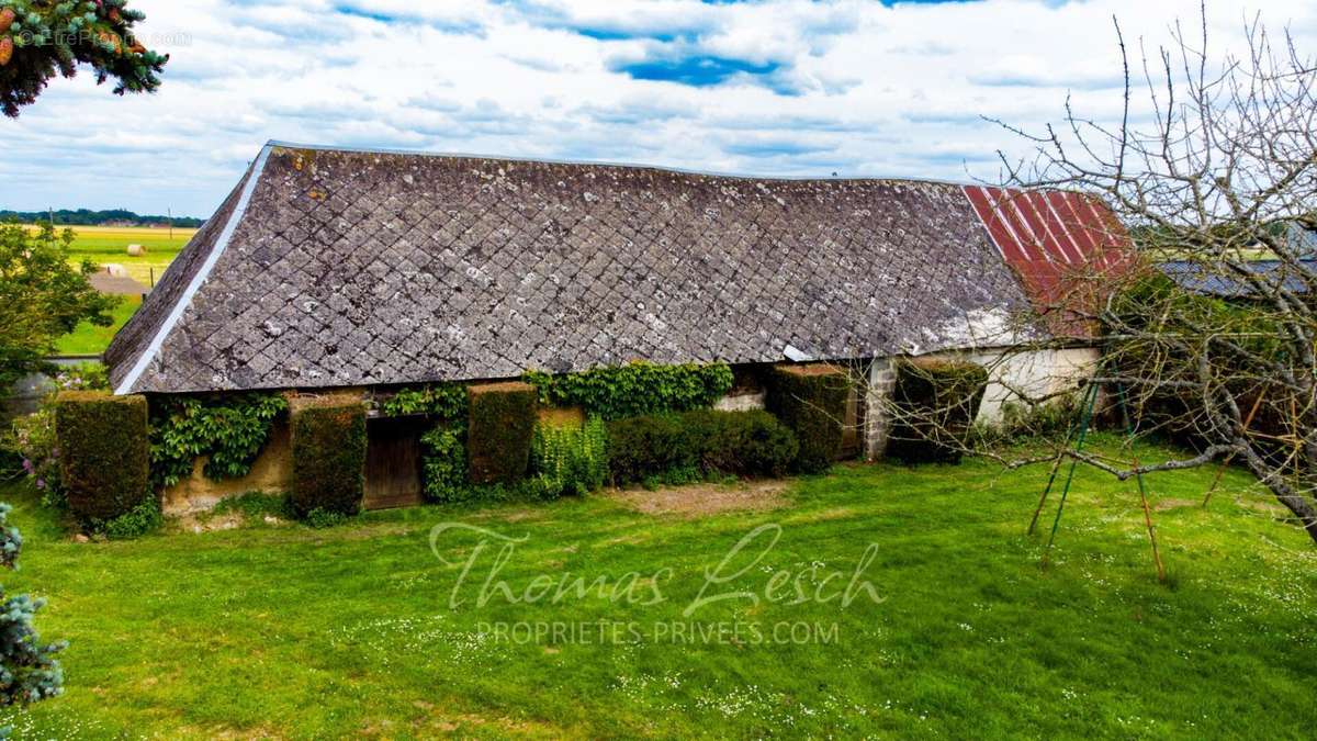 Maison à MARCILLY-LA-CAMPAGNE