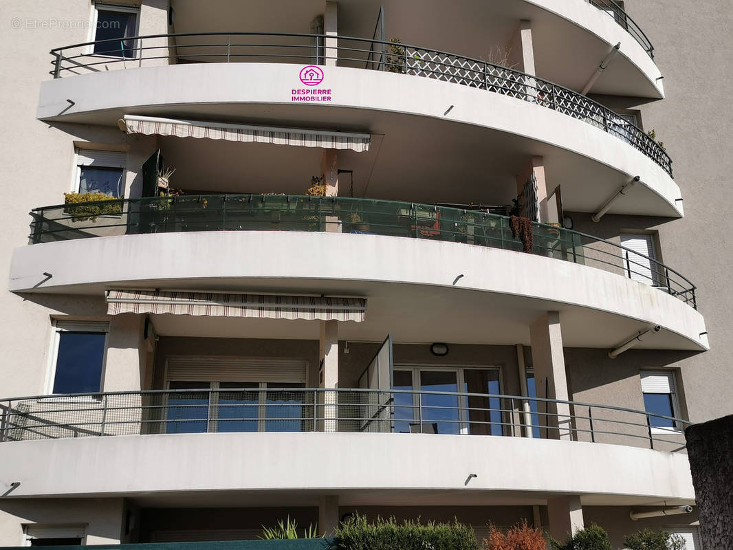 Appartement à LE PEAGE-DE-ROUSSILLON