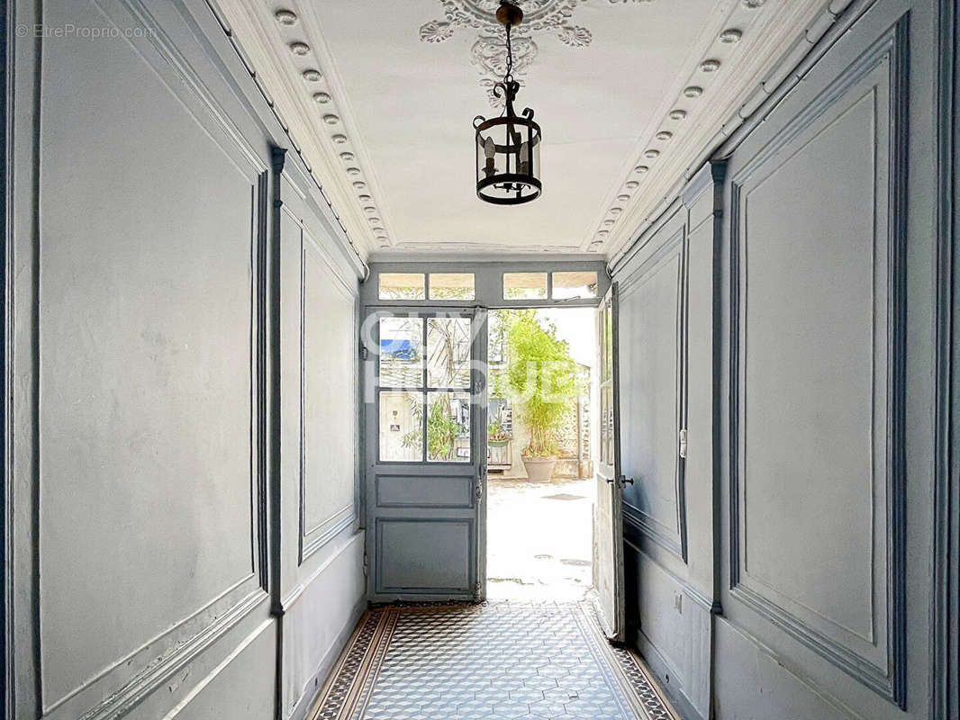 Appartement à VERSAILLES