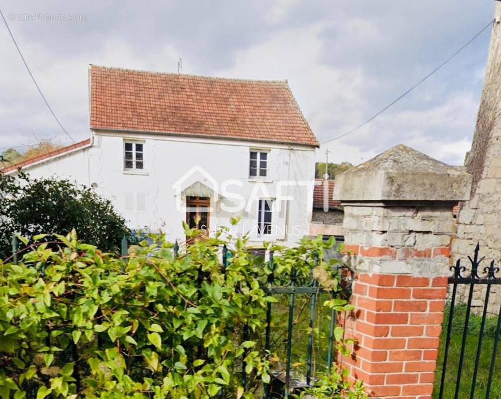 Photo 1 - Maison à VAILLY-SUR-AISNE