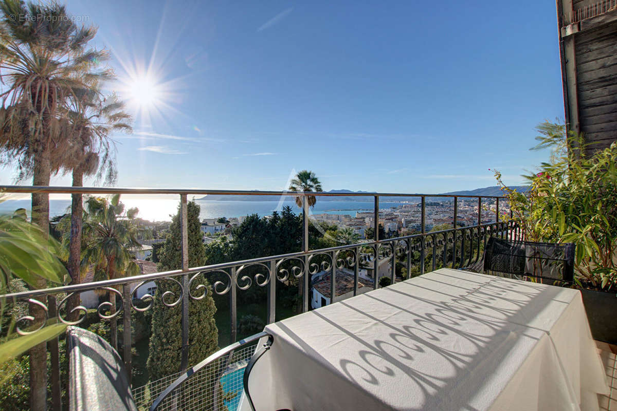 Appartement à CANNES