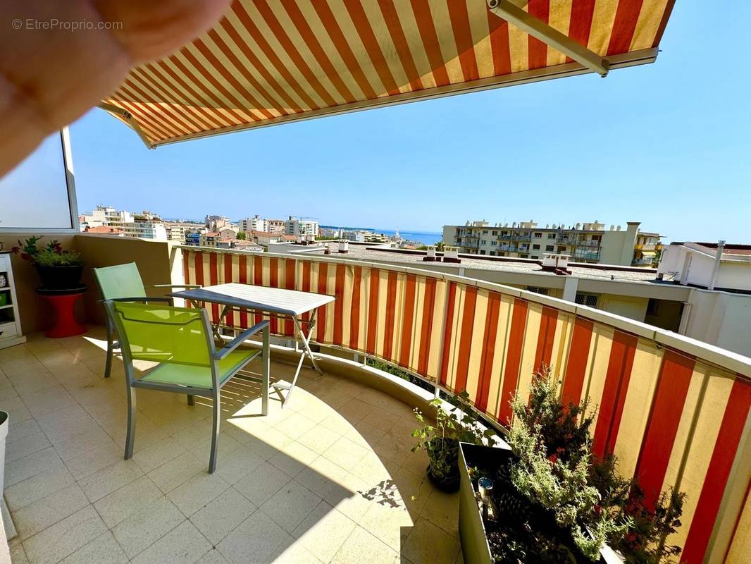 Appartement à CANNES