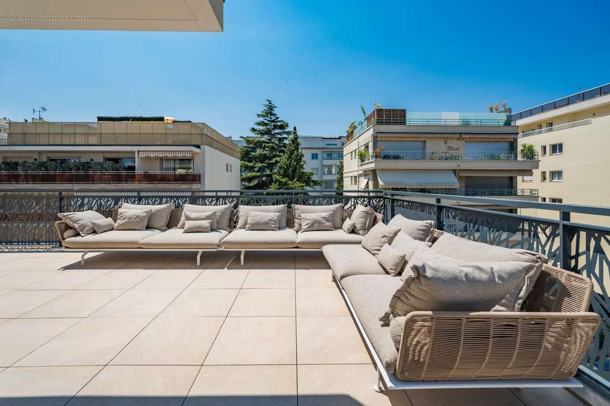 Appartement à CANNES