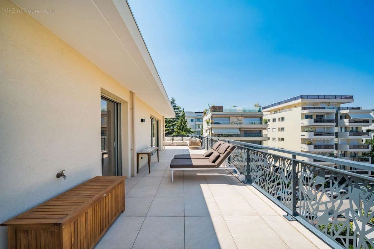 Appartement à CANNES