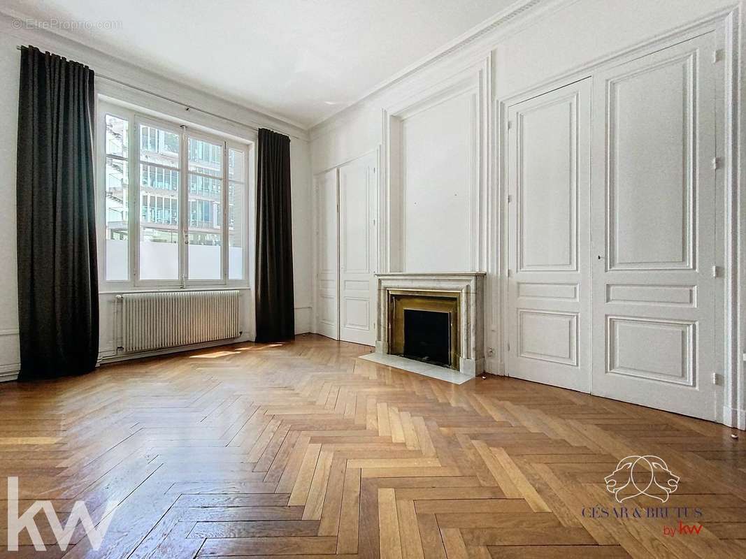 Appartement à LYON-6E