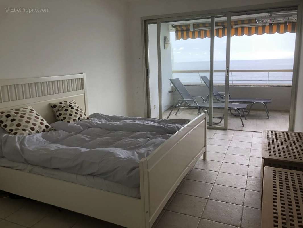 Appartement à VILLENEUVE-LOUBET