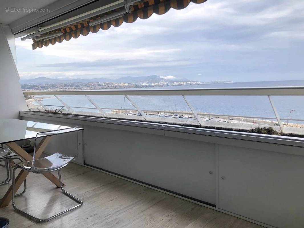 Appartement à VILLENEUVE-LOUBET