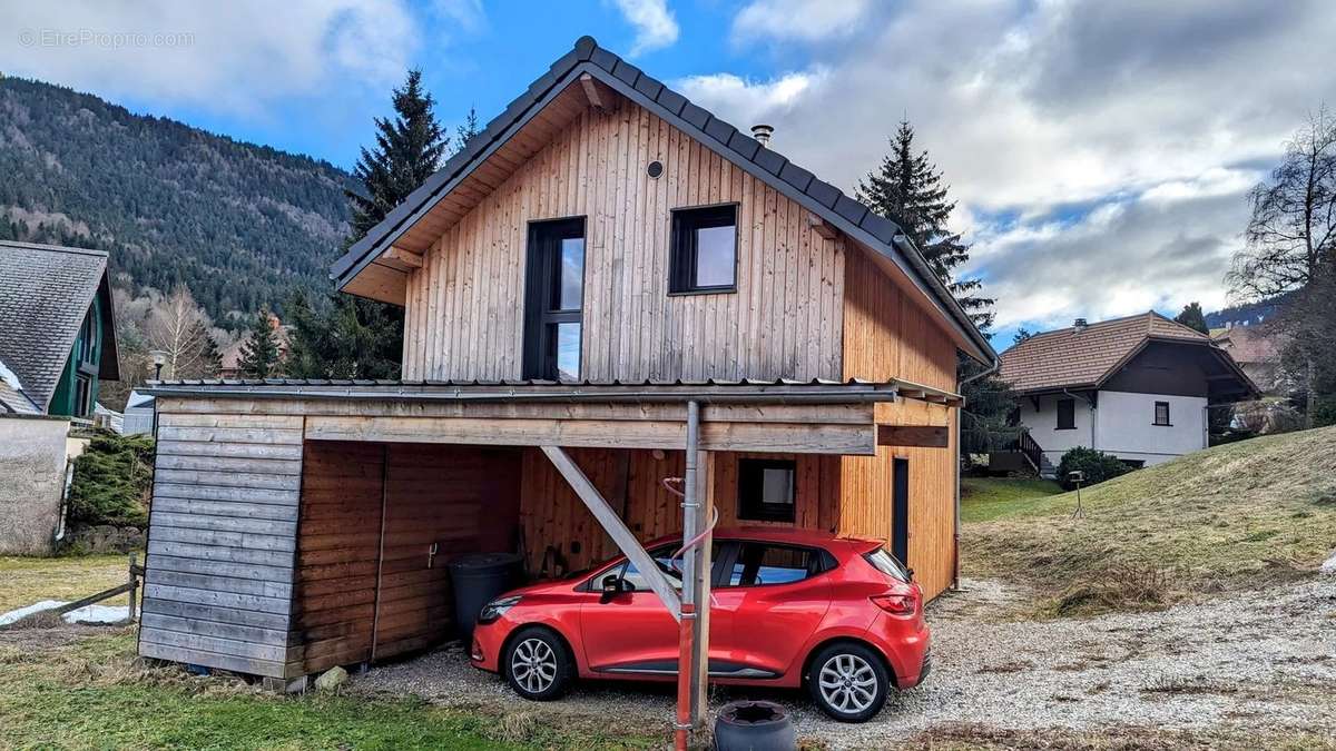 Maison à SAINT-PIERRE-DE-CHARTREUSE