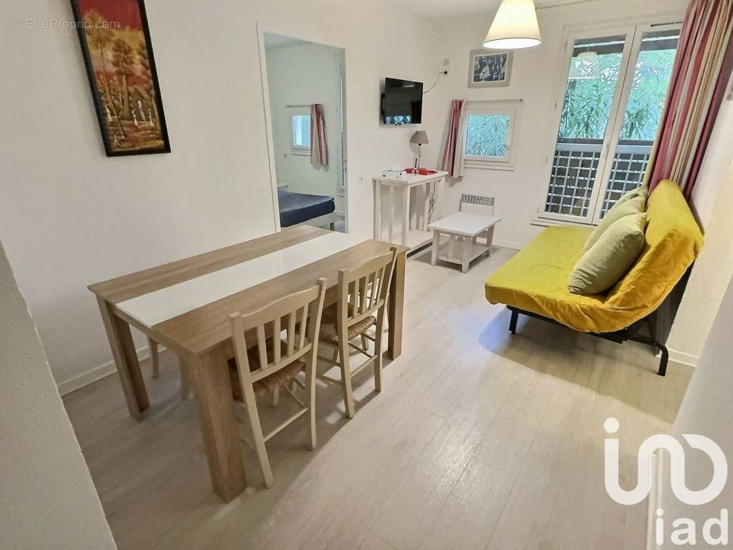 Photo 1 - Appartement à LA LONDE-LES-MAURES