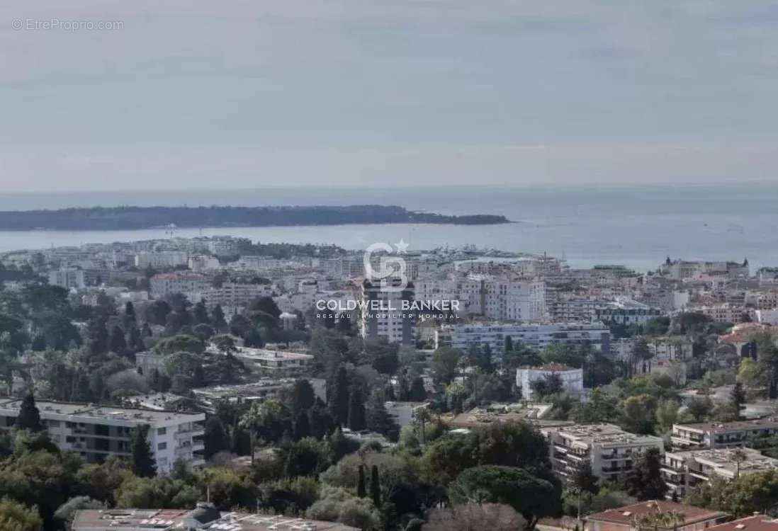 Maison à CANNES