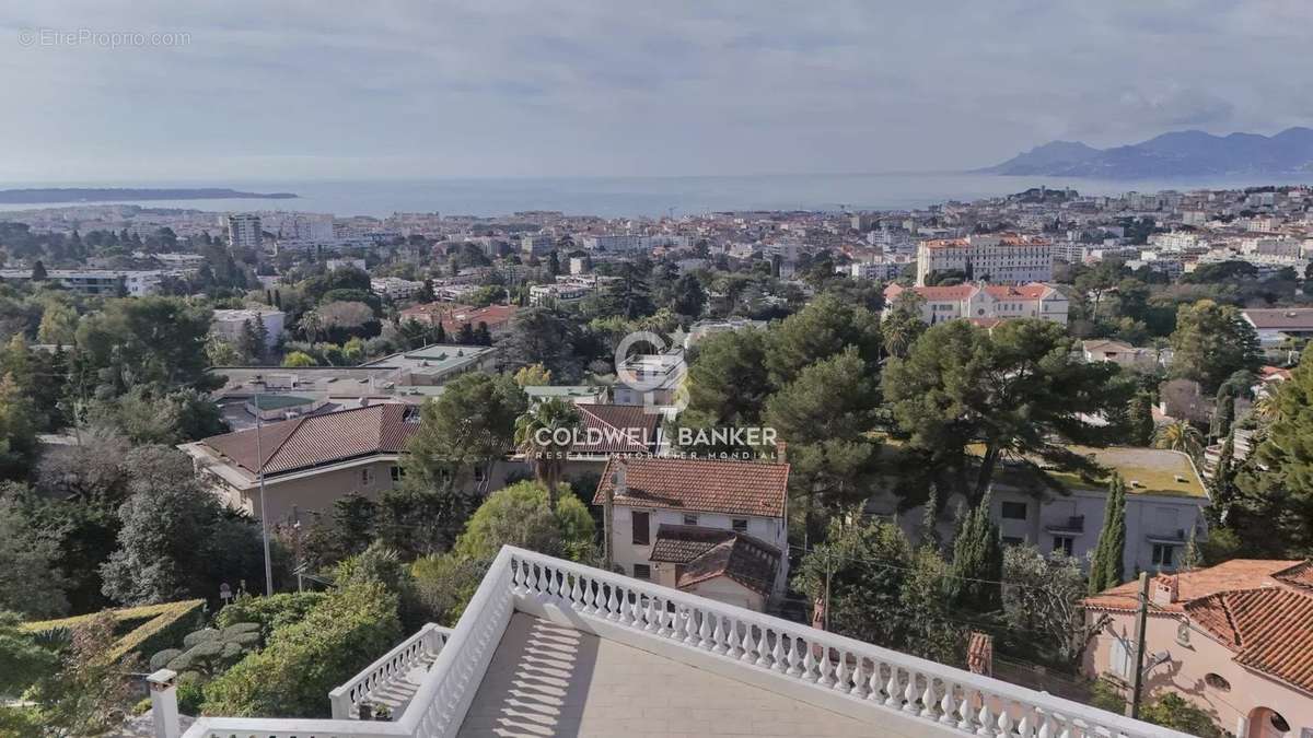 Maison à CANNES