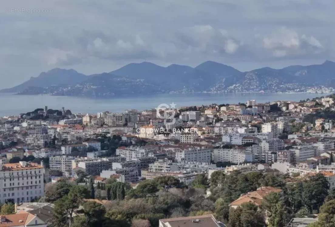 Maison à CANNES