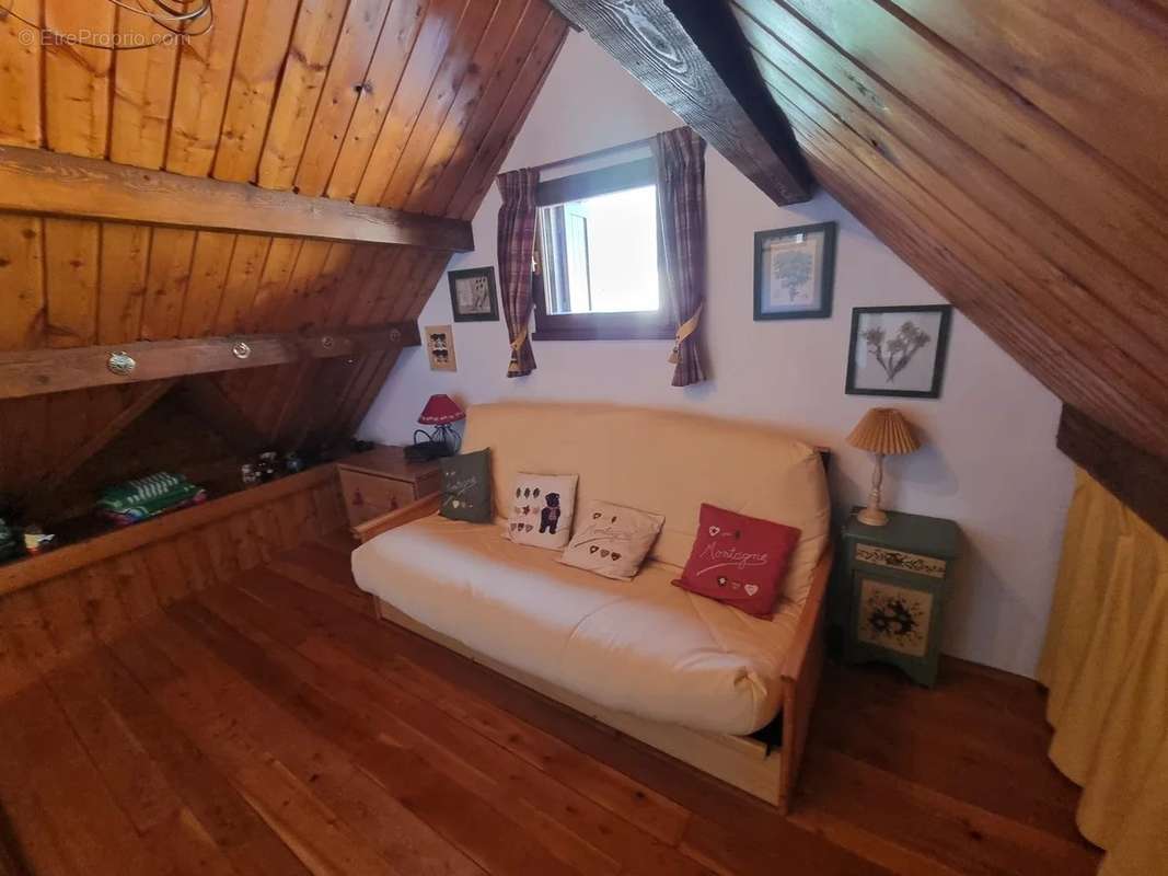 Appartement à LA SALLE-LES-ALPES