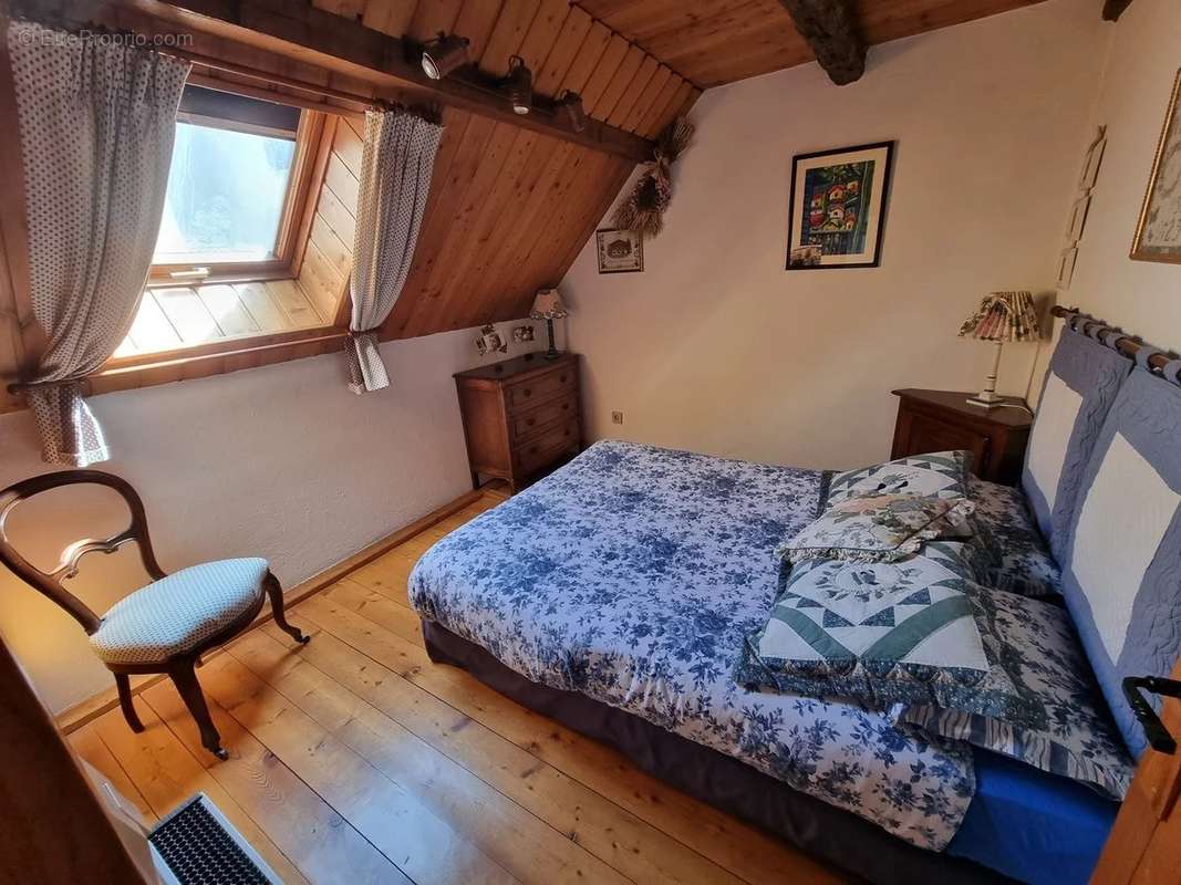 Appartement à LA SALLE-LES-ALPES