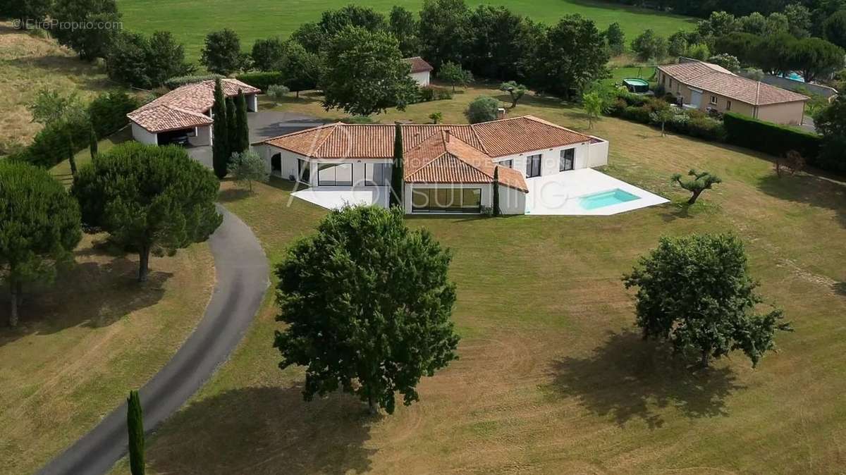 Maison à MONTAUBAN