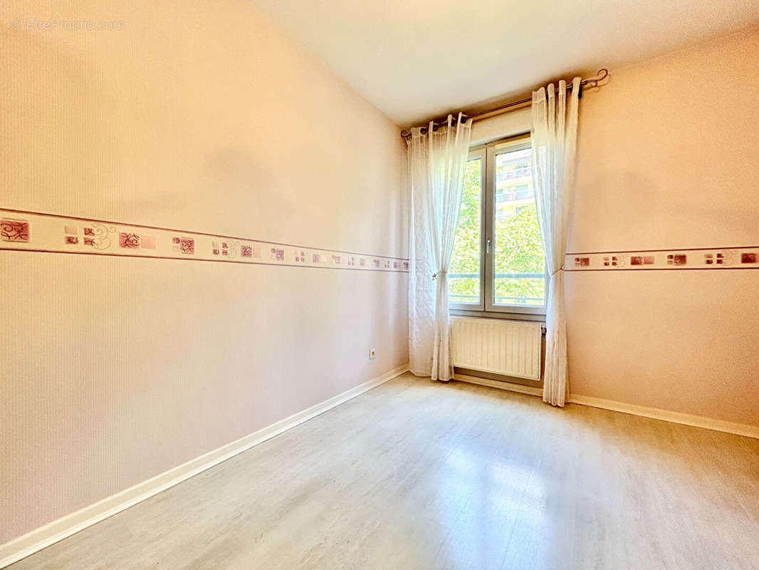 Appartement à LYON-6E