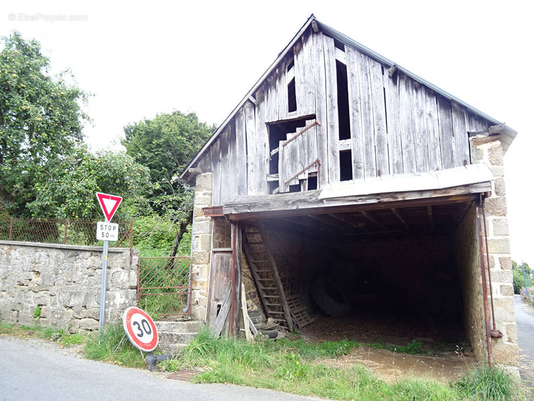 Maison à LE TEILLEUL