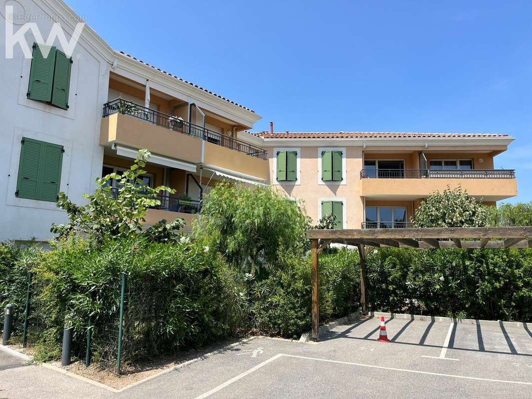 Appartement à HYERES