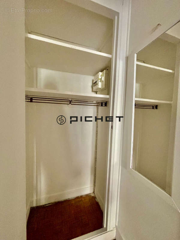 Appartement à PARIS-14E