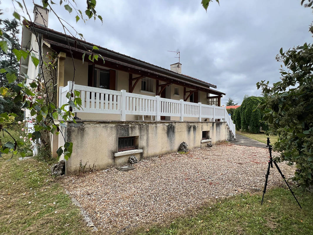 Maison à LHOMMAIZE