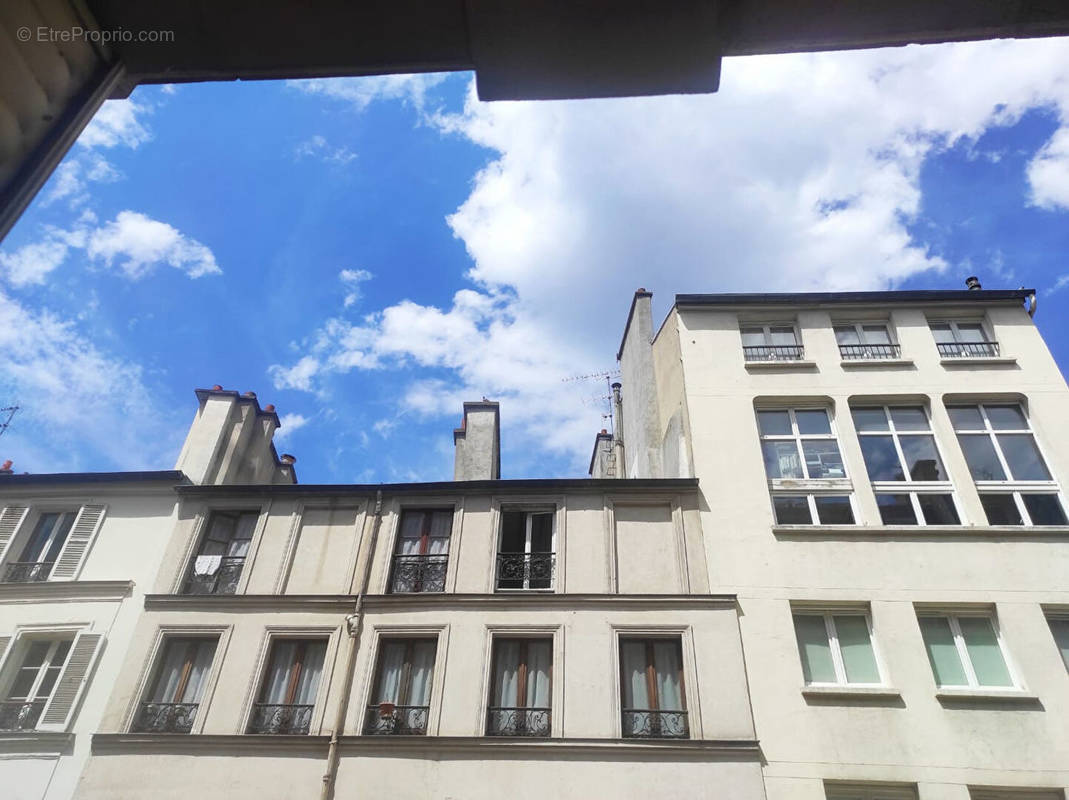 Appartement à PARIS-11E