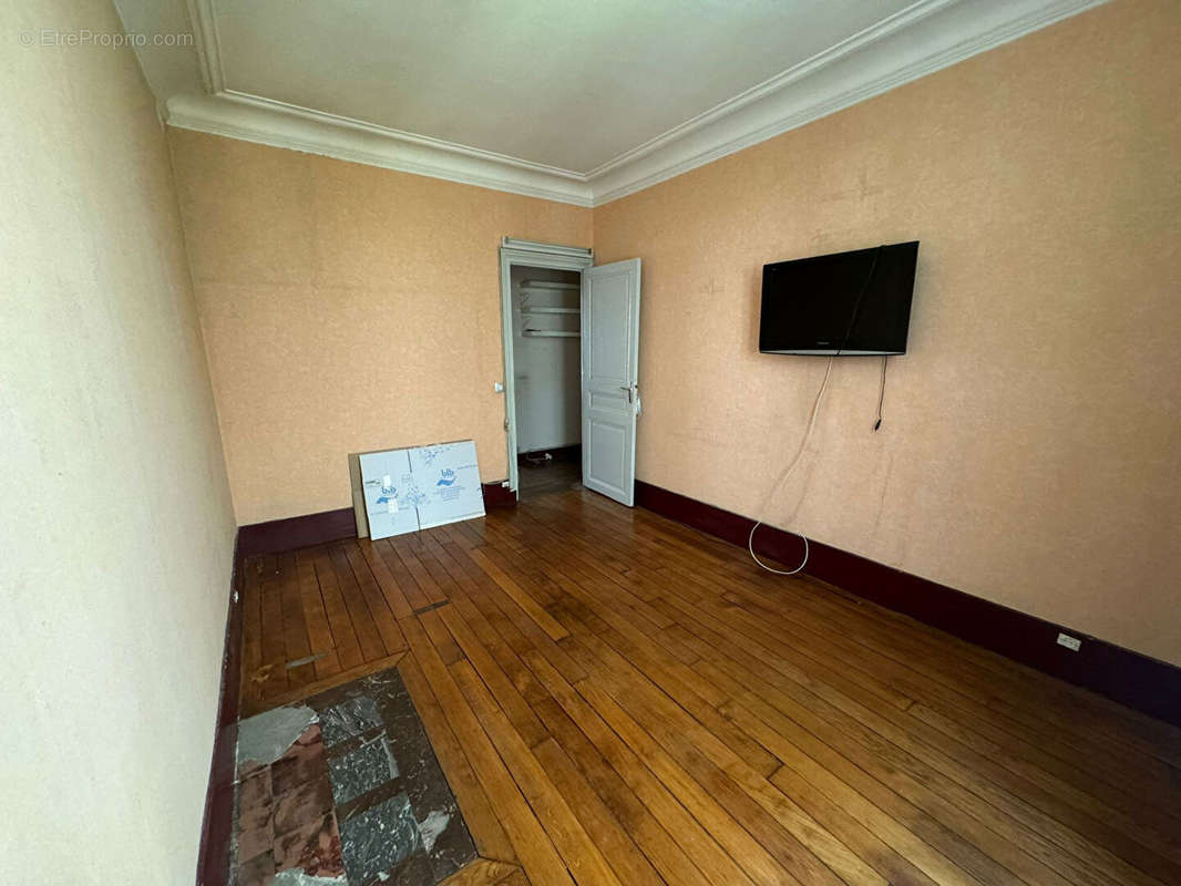 Appartement à PARIS-11E