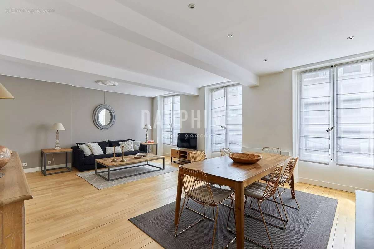 Appartement a louer paris-7e-arrondissement - 3 pièce(s) - 88 m2 - Surfyn