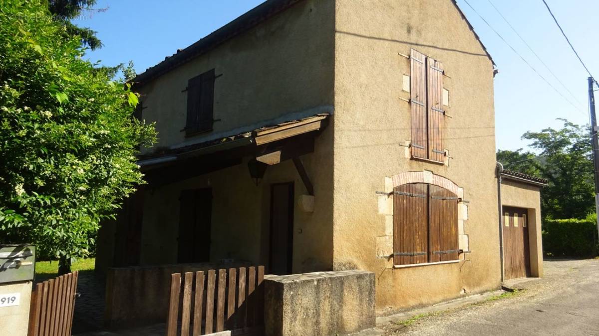 sud coté route - Maison à CAHORS