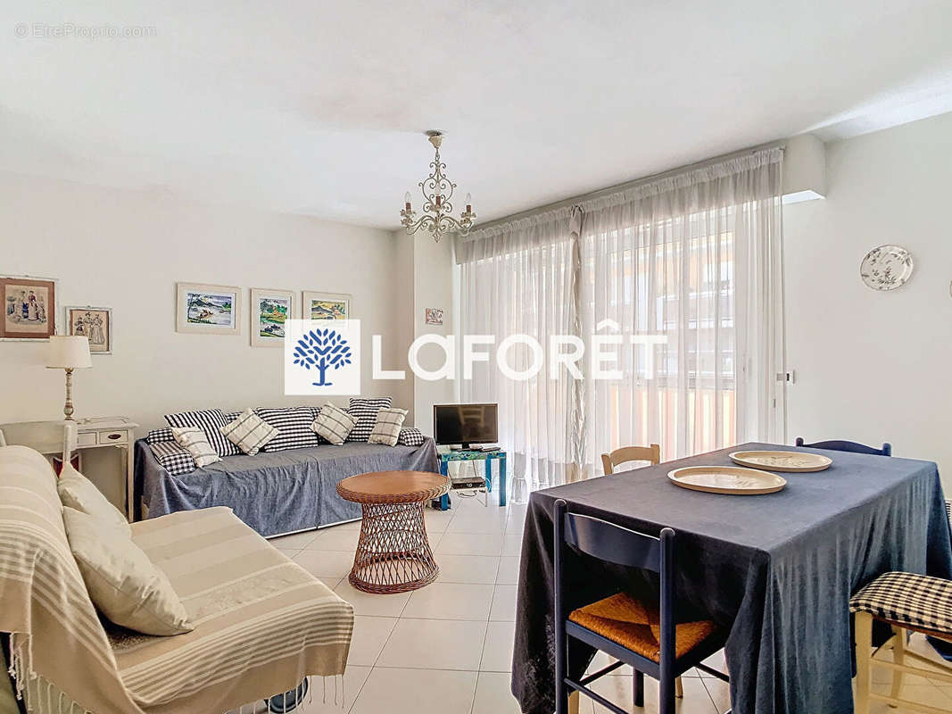 Appartement à MENTON