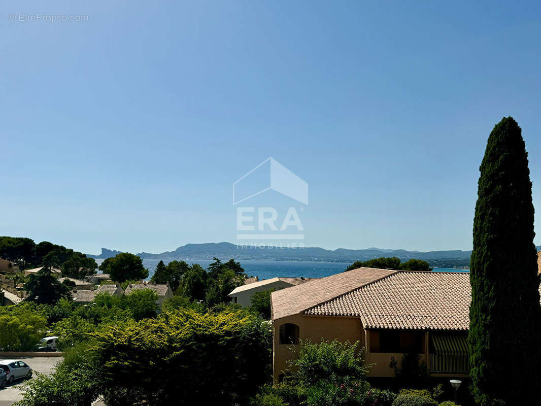 Appartement à SAINT-CYR-SUR-MER