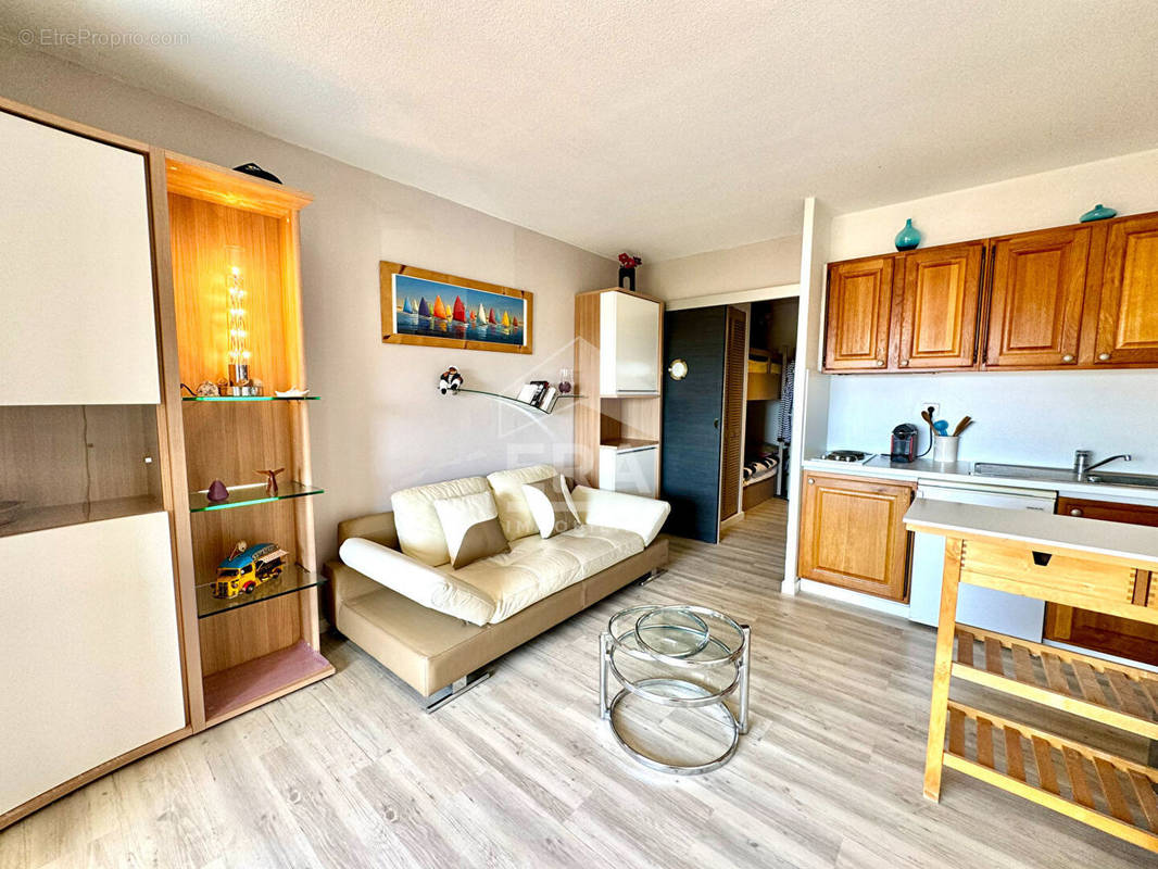 Appartement à SAINT-CYR-SUR-MER