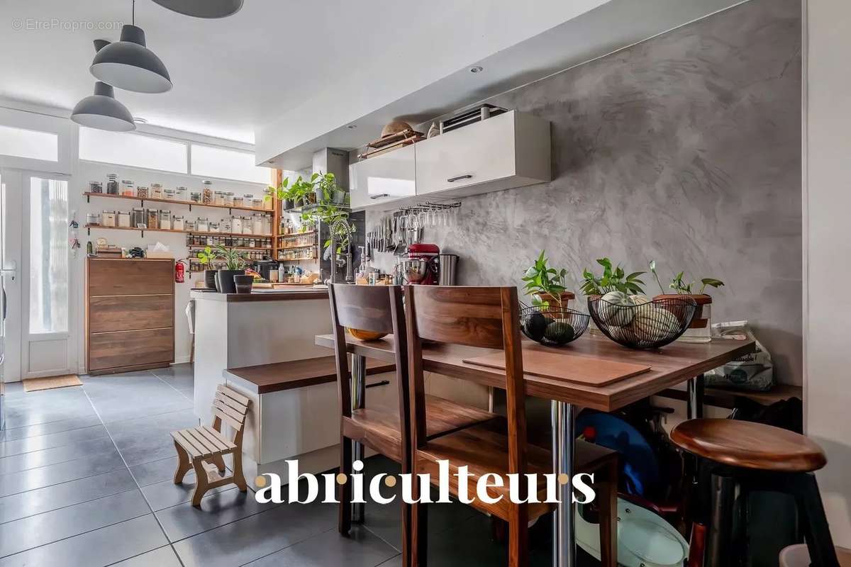 Appartement à SAINT-DENIS