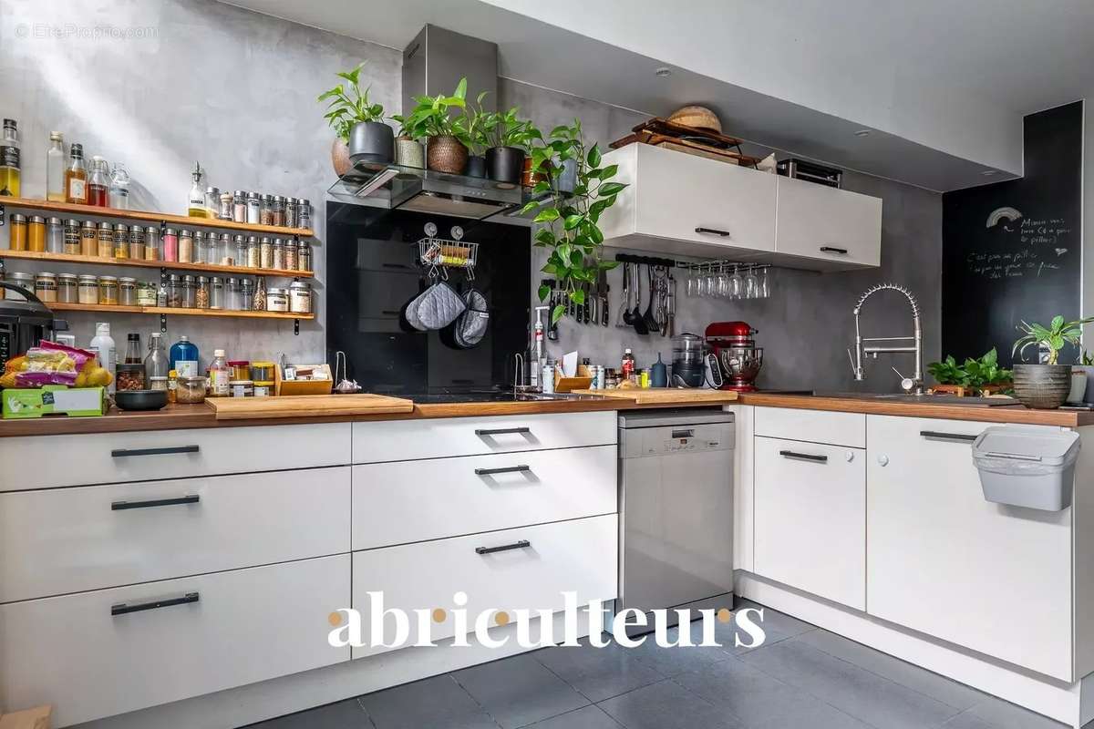 Appartement à SAINT-DENIS