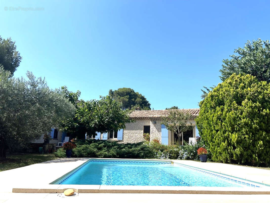 Maison à VILLENEUVE-LES-AVIGNON