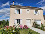 Maison à CREVECOEUR-LE-GRAND