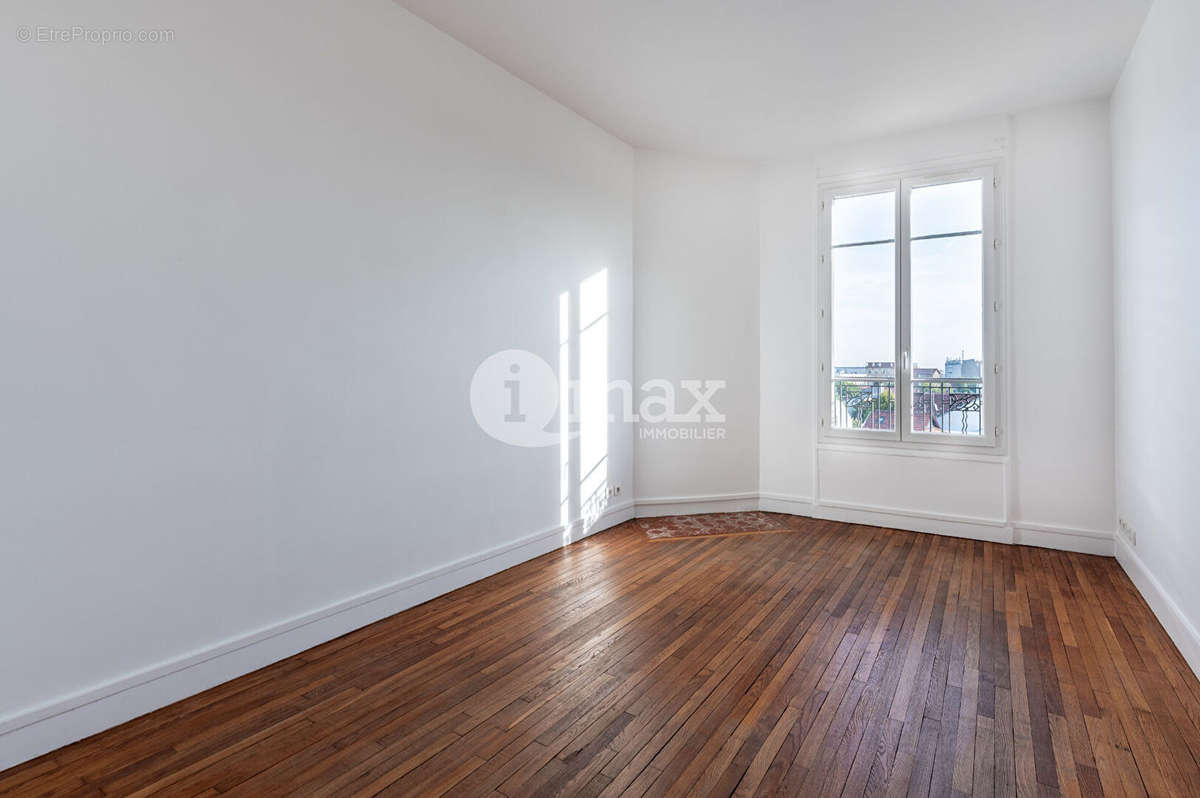 Appartement à COLOMBES