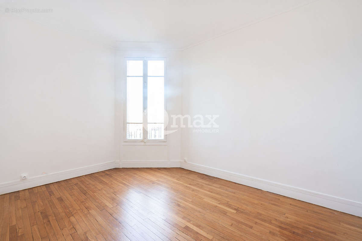 Appartement à COLOMBES