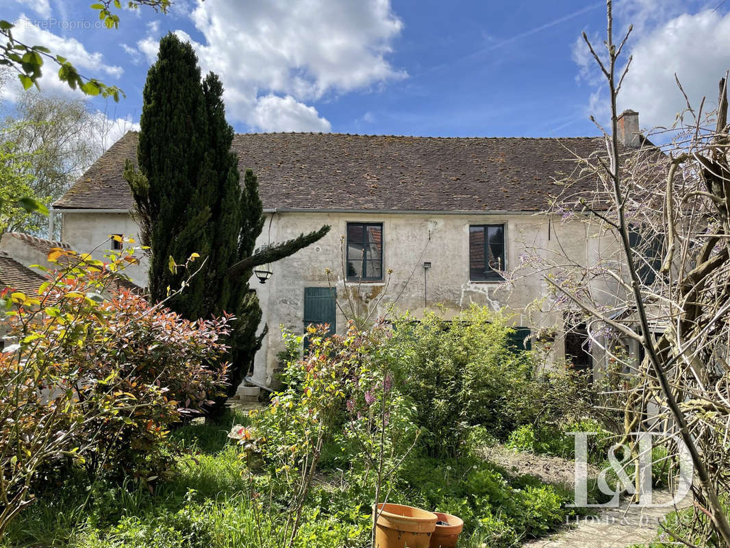 Maison à COULOMMIERS