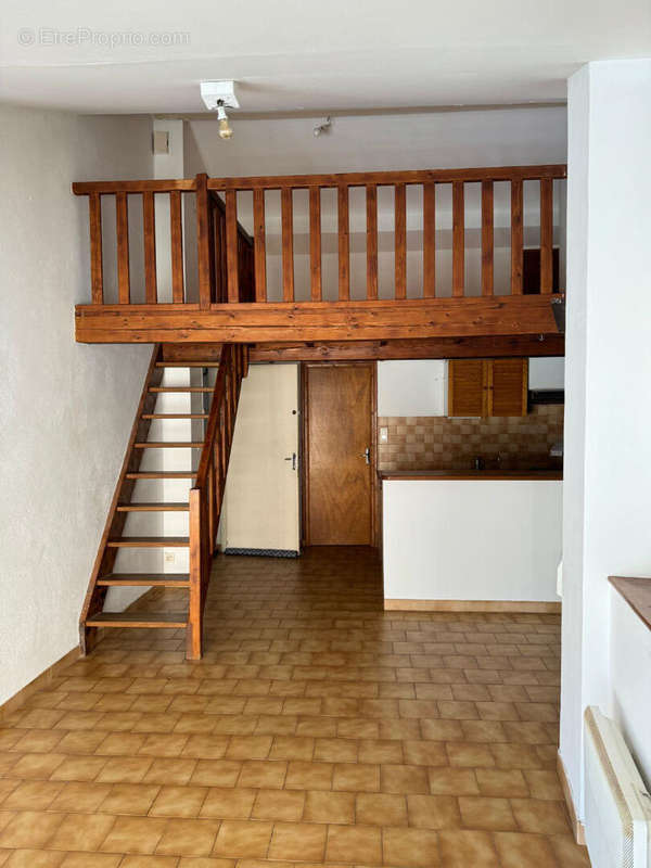 Appartement à VELAUX