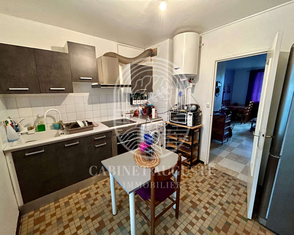 Cuisine - Appartement à NIMES