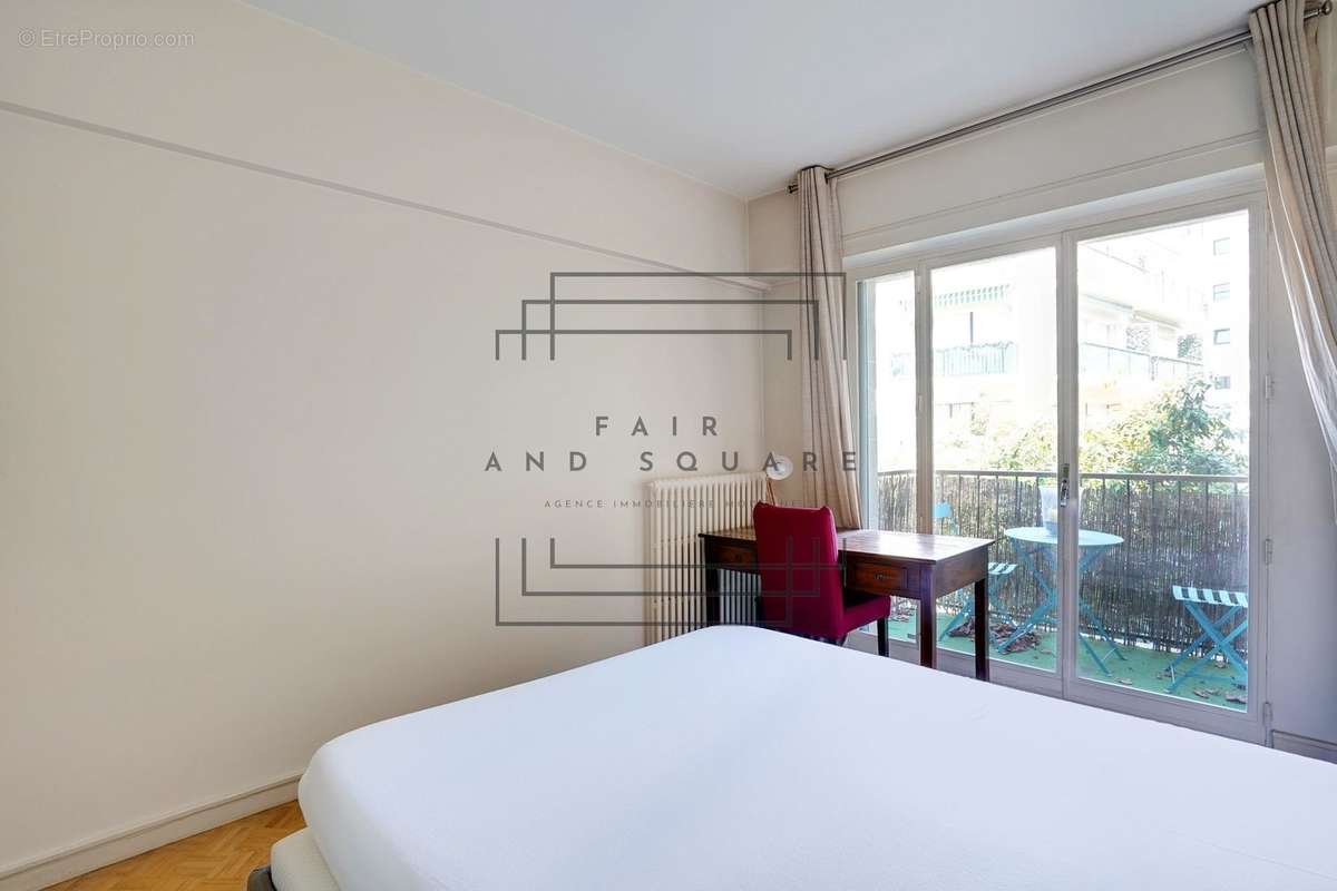 Appartement à NEUILLY-SUR-SEINE