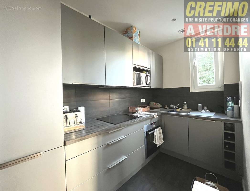 Appartement à COURBEVOIE