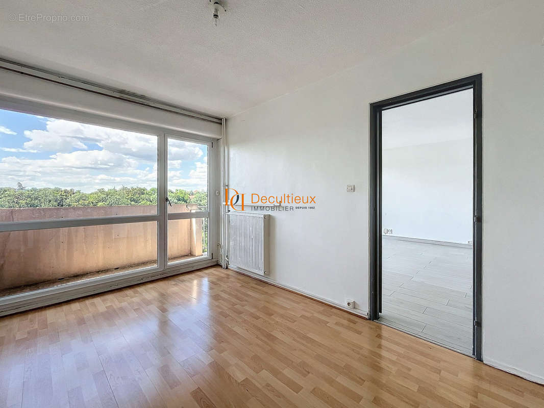 Appartement à SAINTE-FOY-LES-LYON