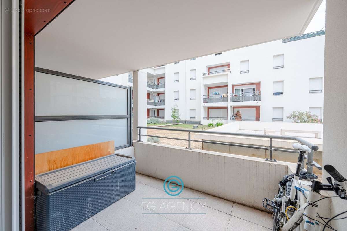 Appartement à MARSEILLE-9E