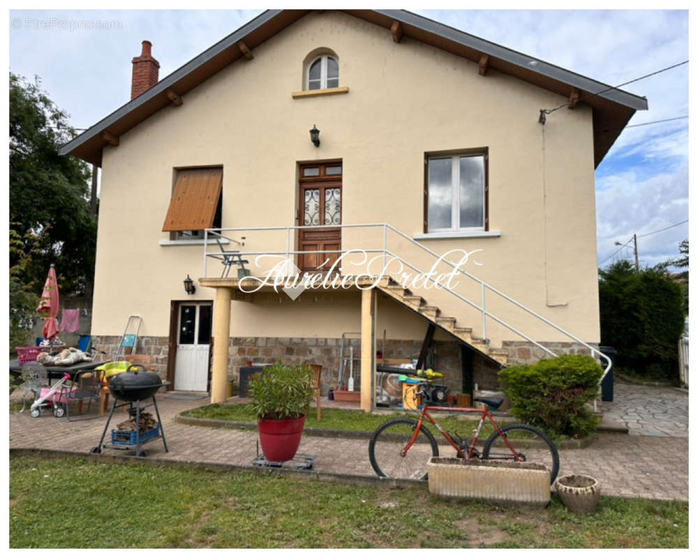 Maison à BOURNONCLE-SAINT-PIERRE