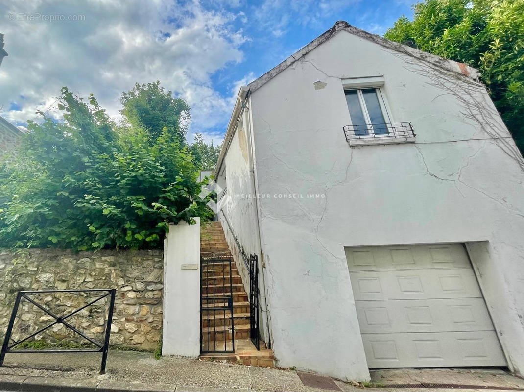 Maison à THORIGNY-SUR-MARNE