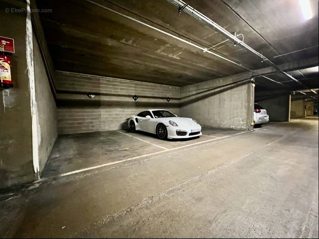 Parking à BOULOGNE-BILLANCOURT