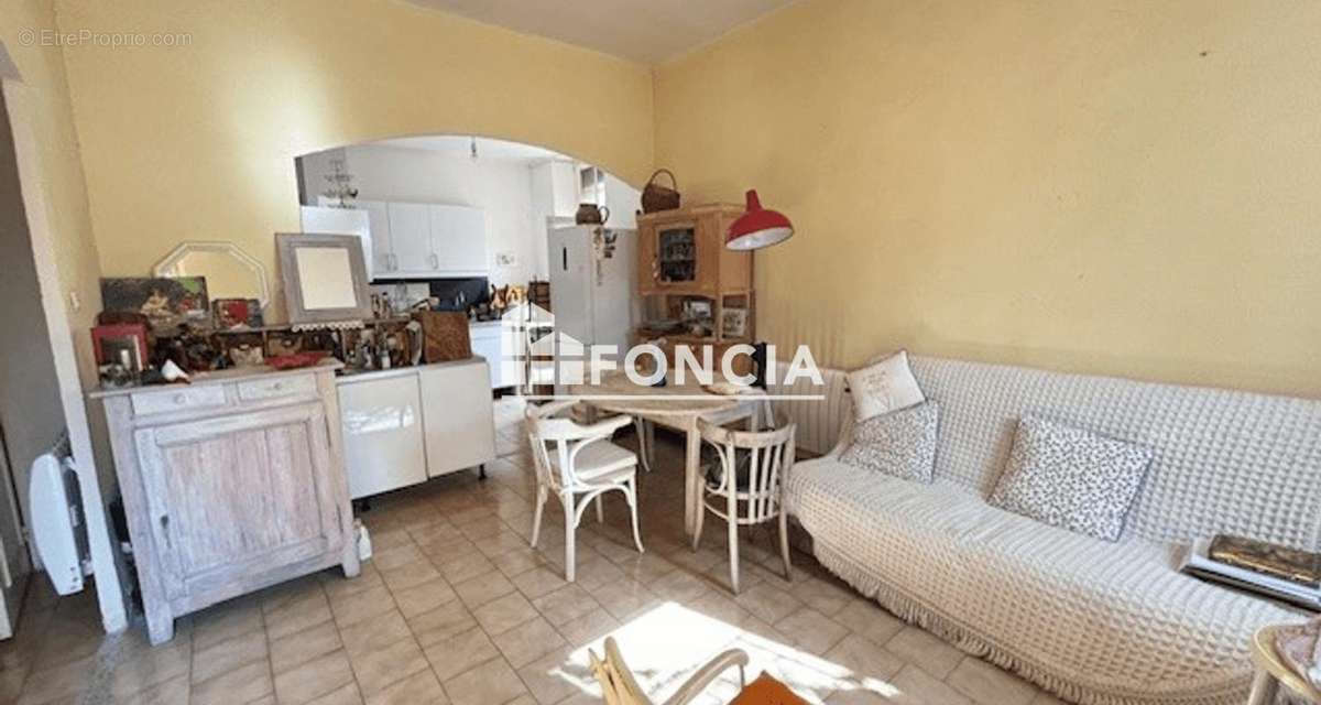 Appartement à MARSEILLE-11E